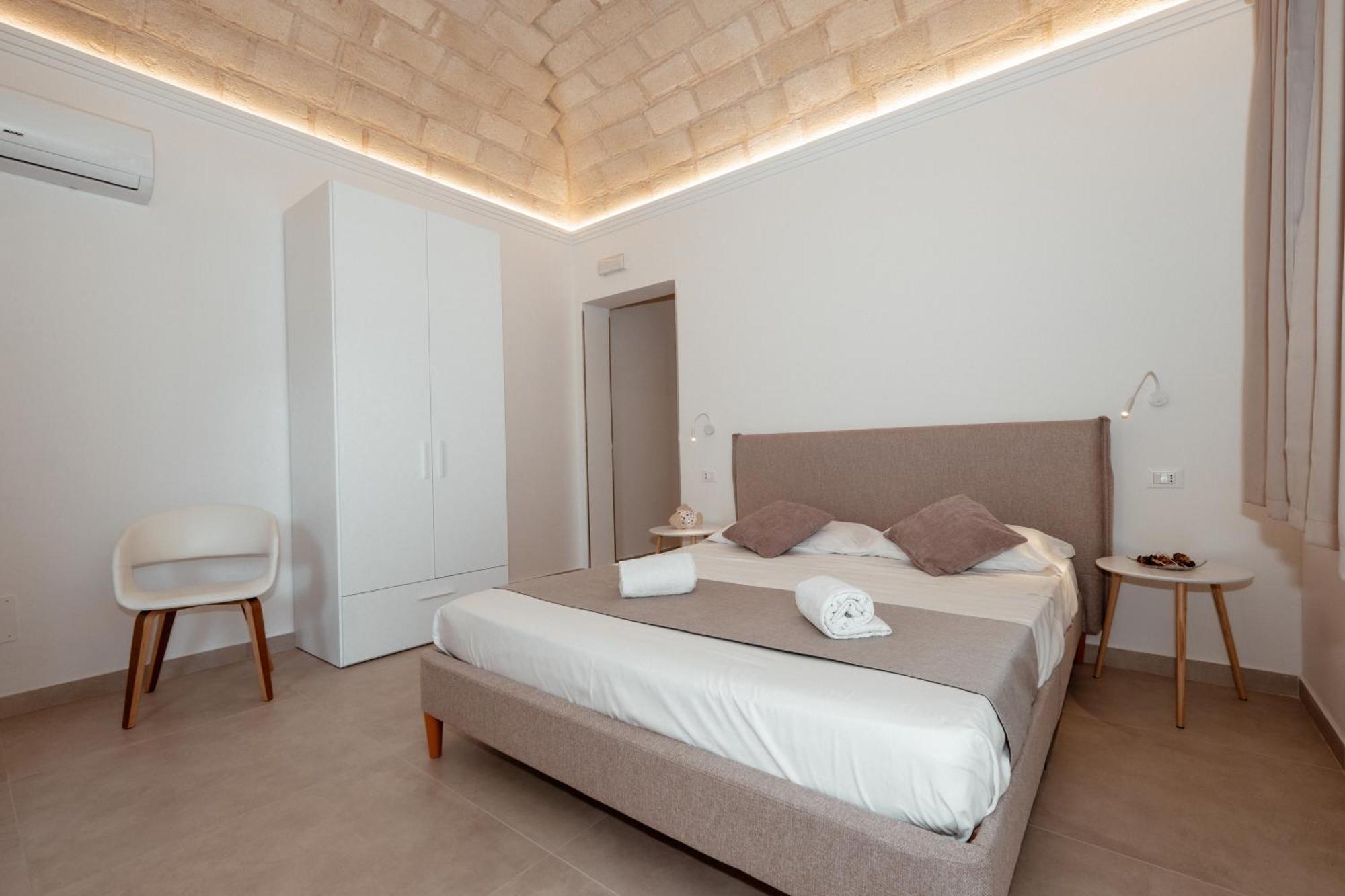 Cala Di Ponente Hotel Castelluzzo Exterior photo
